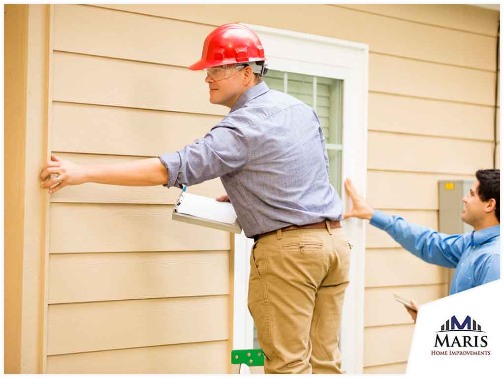How to Inspect Popular Types of Siding for Damage